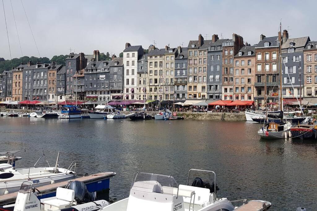 Jolie Maison Avec Jardin Honfleur Exterior foto